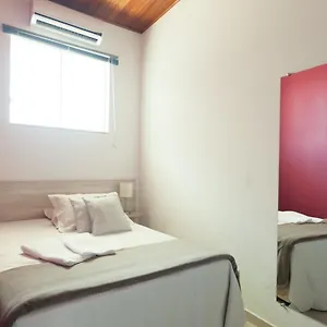 https://the-bridge-hostel-florianopolis.santa-catarina-brasil.com